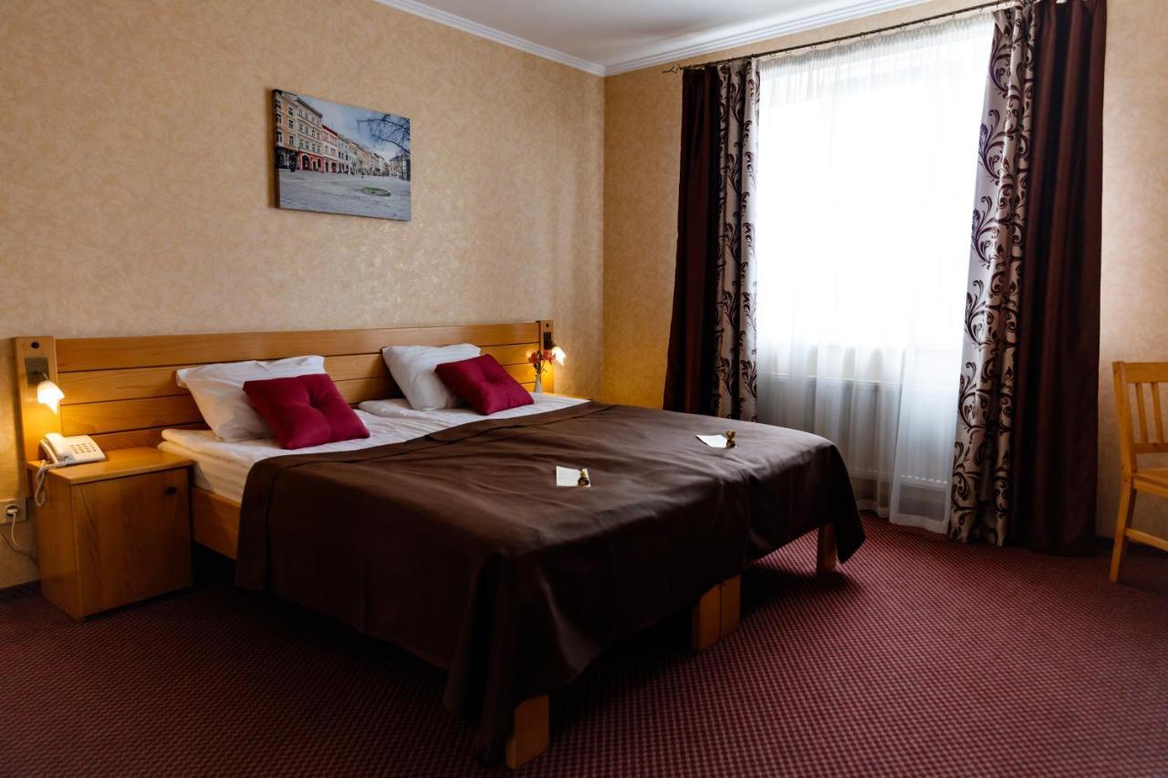 Argo Hotel Liov Exterior foto