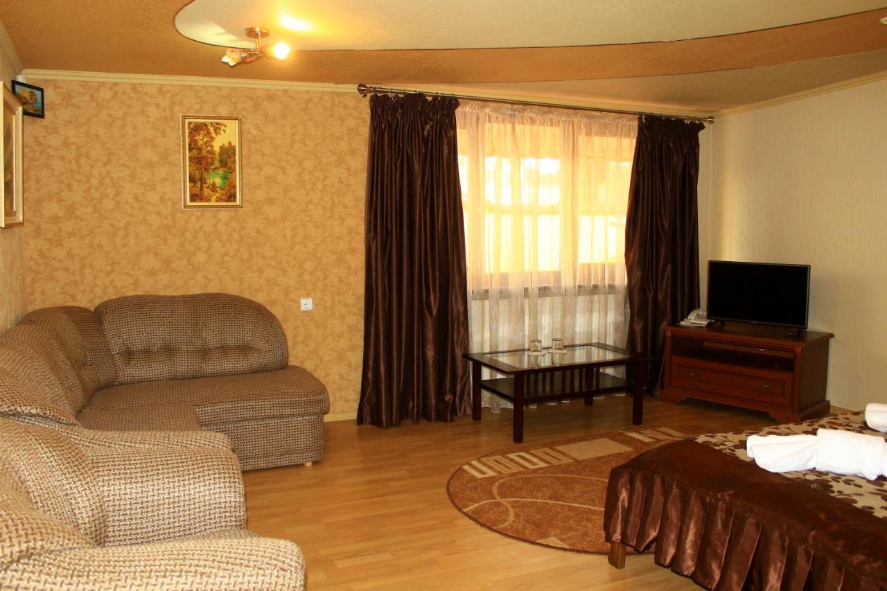 Argo Hotel Liov Exterior foto