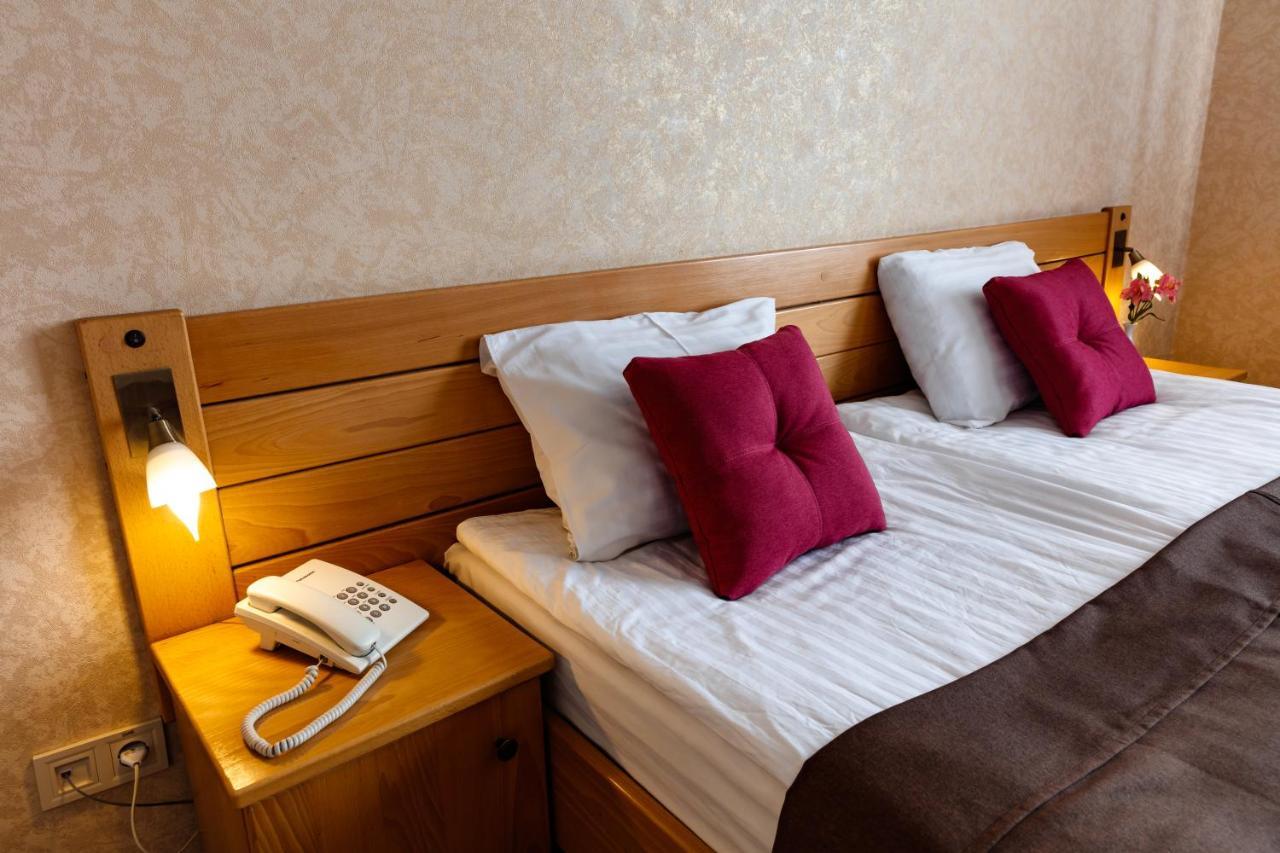 Argo Hotel Liov Exterior foto